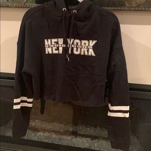 New York Cropped Sweater